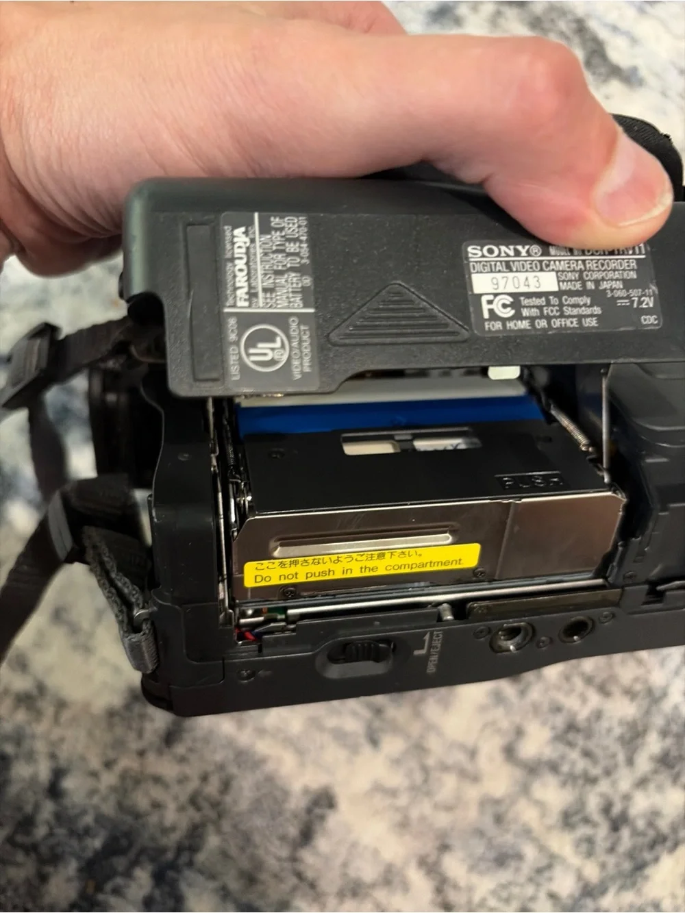 Sony Handycam DCR-TRV11 MiniDV Digital Video Camera - Silver (Untested For Parts